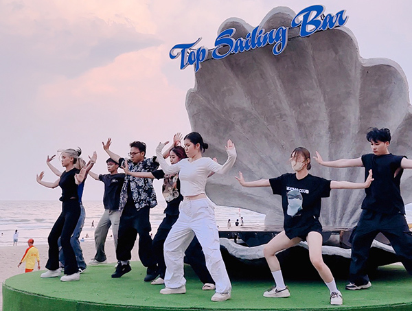 Đà Nẵng: Lễ hội biển Beach Festival – Top Sailing Bar được nhiều du khách săn đón