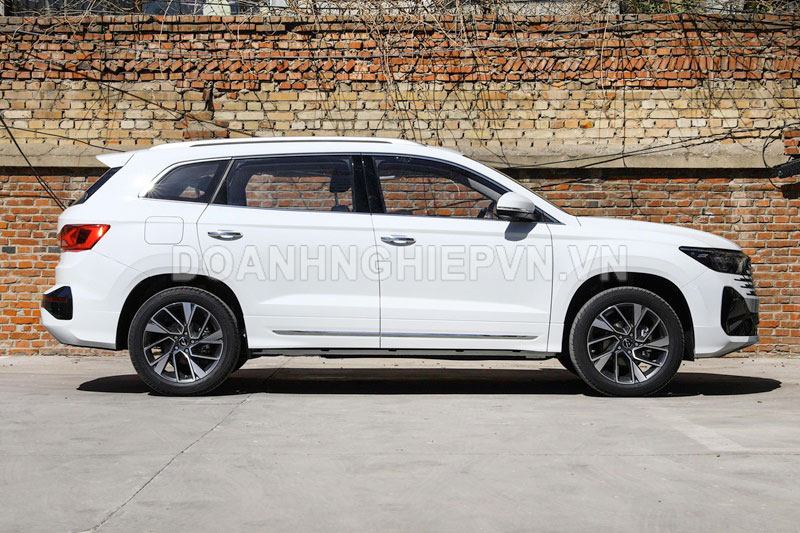 SUV động cơ tăng áp, thiết kế ‘chất như nước cất’, giá hơn 350 triệu đồng, cạnh tranh Mazda CX-5