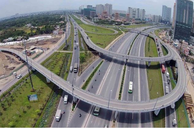 Chuyển nhượng quyền thu phí sử dụng tài sản kết cấu hạ tầng giao thông đường bộ tối đa là 10 năm