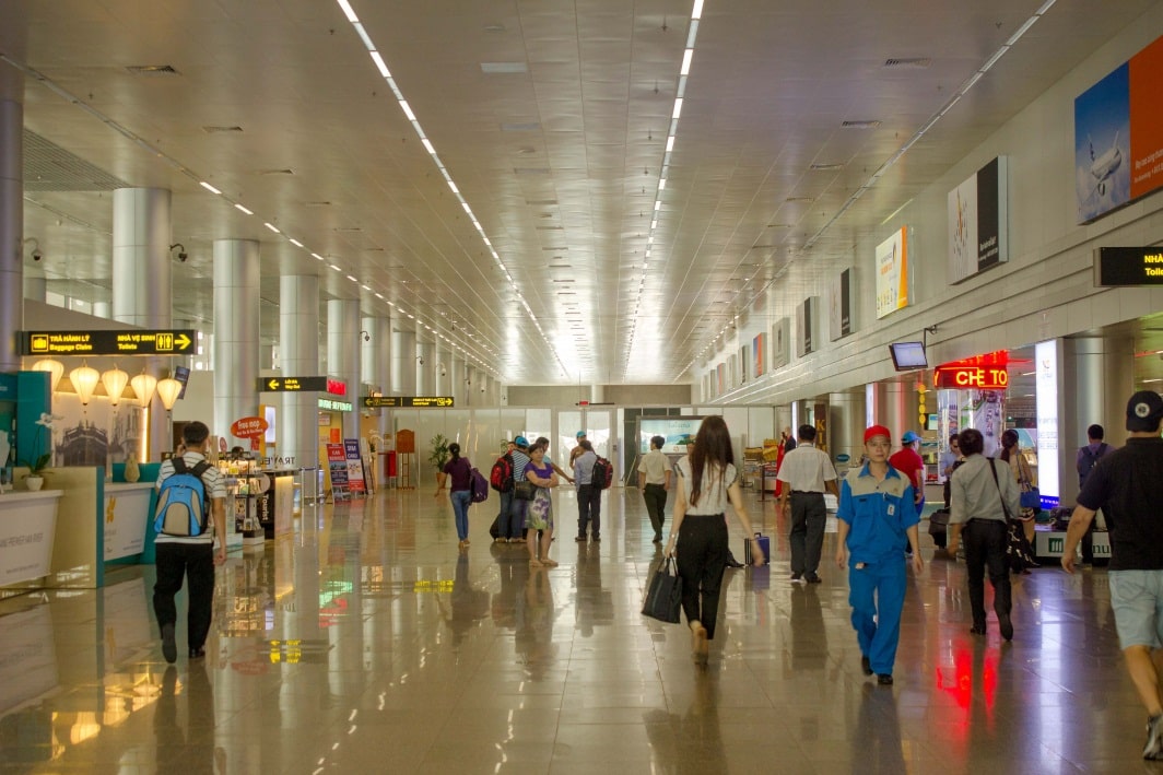 Điều hành taxi Mai Linh trả lại hơn 300 triệu đồng cho khách để quên ở sân bay