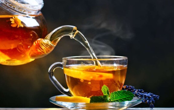 4 'đại kỵ' khi uống trà ai cũng cần ghi nhớ, phạm phải dù chỉ một cũng đủ hại thận, thủng dạ dày