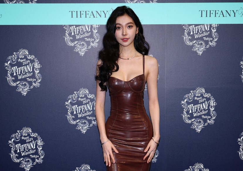 Hot girl xứ Trung từng bị cam thường hại giờ cũng thất bại trước ống kính Getty Images