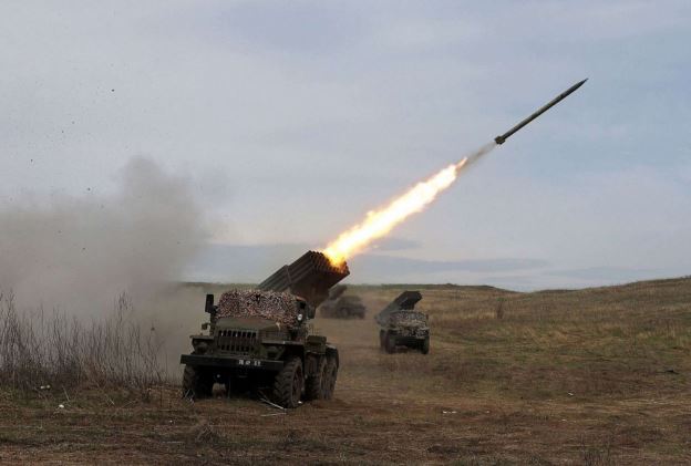 Đô đốc Anh tiết lộ về việc Ukraine tăng cường tấn công tầm xa vào Nga