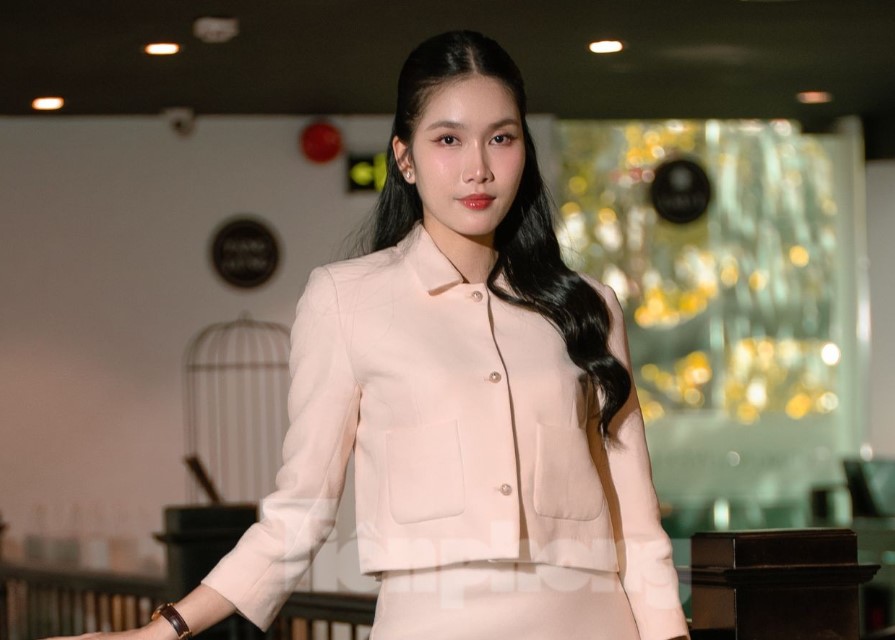 Vẻ đẹp của Á hậu, Thạc sĩ Phương Anh ở tuổi 26