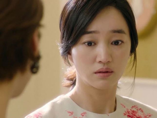 Nói xấu mẹ chồng khắp nơi vì bà bảo về ngoại ở cữ, tôi cứ tưởng bà ngại khổ, tiếc tiền cho tới 3 tháng sau mới ân hận