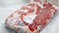 Thịt trữ trong tủ lạnh quá lâu dễ sản sinh ra chất gây hại cho cơ thể