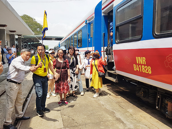 Du khách đến Đà Nẵng bằng tàu hoả dịp lễ 30/4 – 1/5 tăng 60%