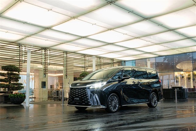 Lexus LM 2024 - MPV hạng sang hội tụ nét tinh túy trong những triết lý của người Nhật ảnh 1