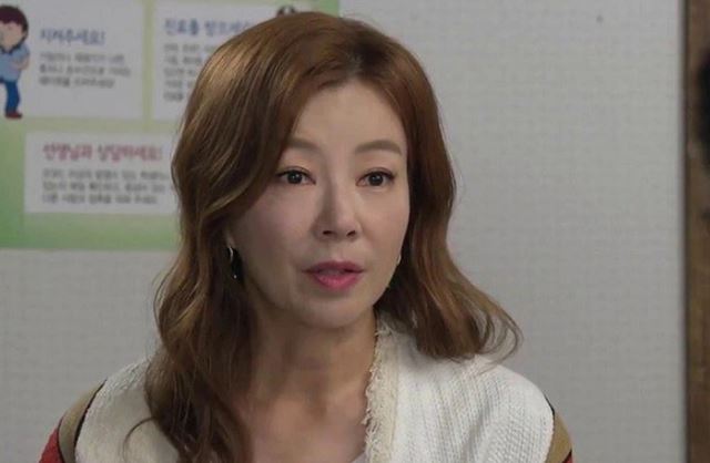 Ngày nào tôi cũng bị mẹ chồng gọi điện làm phiền lúc nửa đêm khiến bản thân khó chịu vô cùng, nhưng khi biết được sự thật thì tôi chết lặng