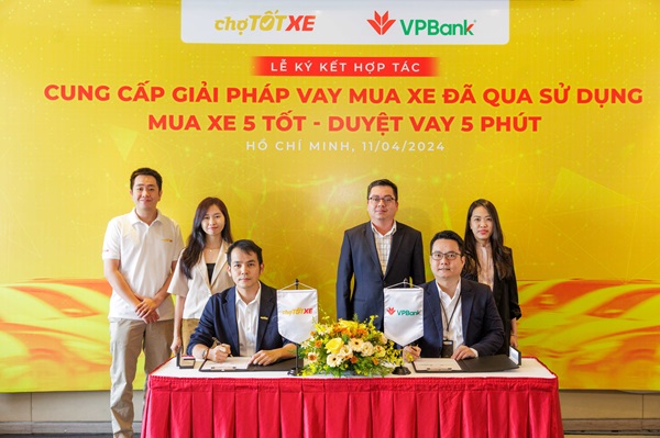 VPBank duyệt vay 5 phút, ưu đãi siêu rẻ cho khách hàng mua ô tô qua Chợ Tốt Xe