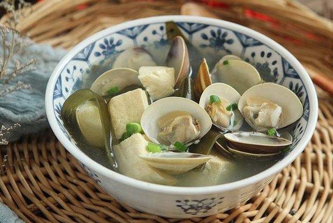 Nắng nóng, nấu canh ngao đơn giản kiểu này vừa ngon mát lại lạ miệng, dễ ăn