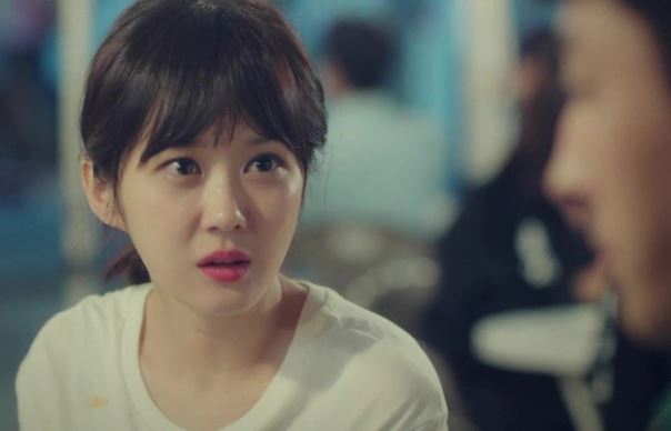 Nàng dâu cưng của mẹ chồng xúi đừng "nộp" vàng cưới, tôi rất ngạc nhiên cho tới khi nhìn thấy két sắt trong phòng ngủ của bà