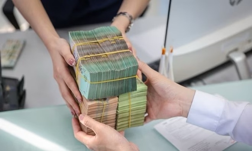 Thù lao các sếp ngân hàng cao thấp ra sao?