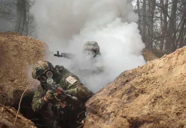 Ukraine tố Nga thực hiện 626 vụ tấn công sử dụng vũ khí hóa học