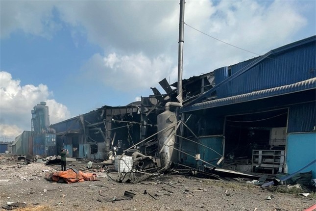 Vụ nổ lò hơi khiến 6 công nhân tử vong: Tạm giữ giám đốc, hoãn xuất cảnh 7 người nước ngoài ảnh 2