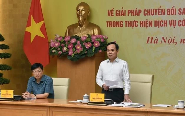 Phó Thủ tướng Trần Lưu Quang phát biểu tại phiên họp lần thứ tư của Tổ công tác về cải cách thủ tục hành chính của Thủ tướng Chính phủ. Ảnh: VGP.