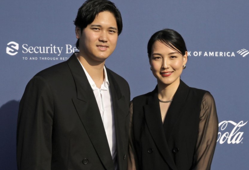 Bà xã của sao bóng chày đắt giá nhất lịch sử có lần hiếm hoi xuất hiện trước truyền thông, nhan sắc khiến cả khung hình “bừng sáng”