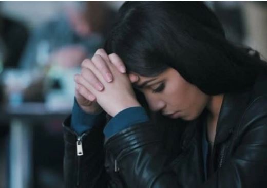 Mẹ vợ bị ốm nên đến ở nhờ vài hôm, ngày bà về, chồng đủng đỉnh nói một câu khiến cả tôi và mẹ đều sững sờ khó lòng tưởng tượng