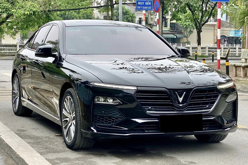 VinFast Lux A2.0 cũ lăn bánh 3 năm rao bán chỉ ngang Toyota Vios
