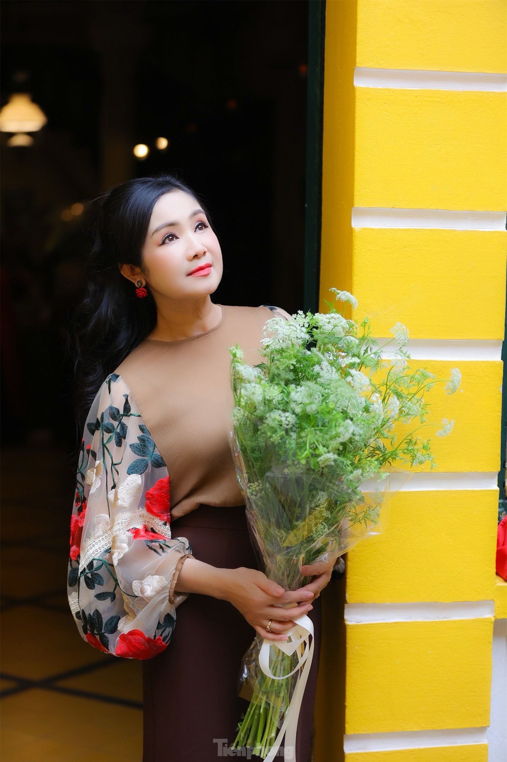 Ảnh đời thường không chỉnh sửa của NSND Thu Hà ở tuổi 55 ảnh 3