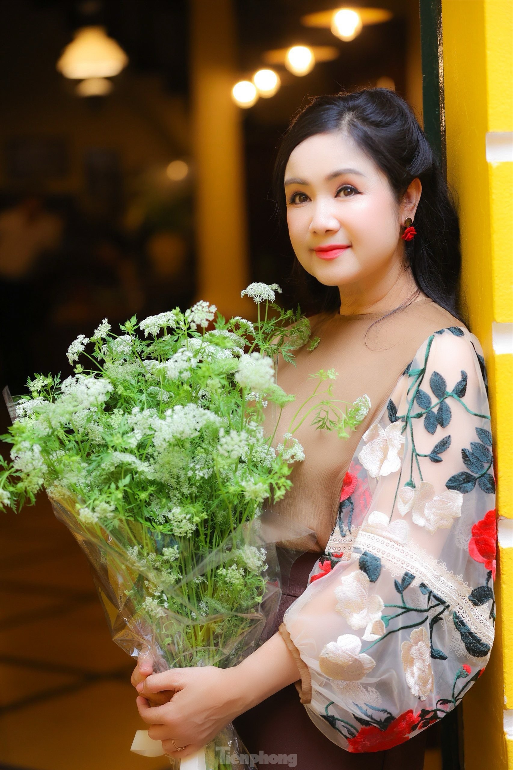 Ảnh đời thường không chỉnh sửa của NSND Thu Hà ở tuổi 55 ảnh 4