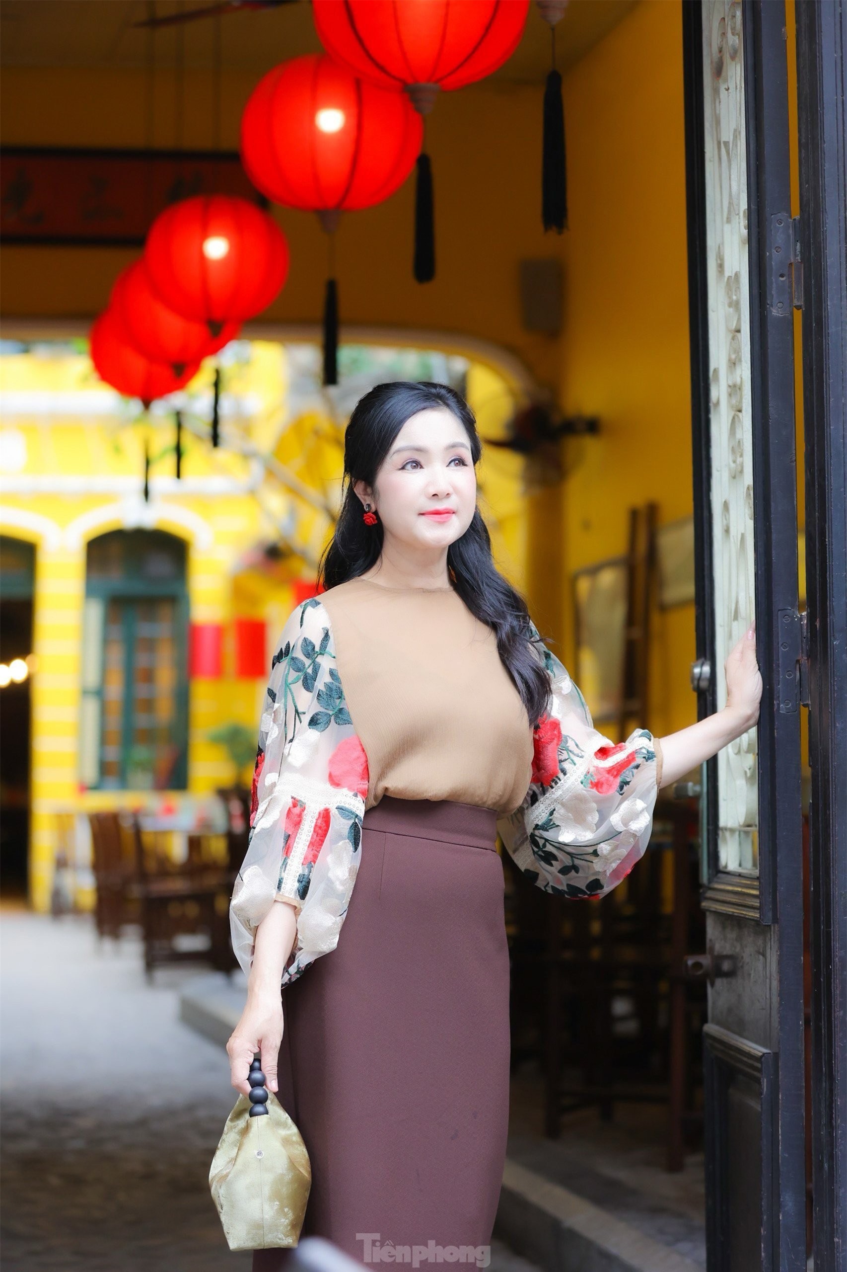 Ảnh đời thường không chỉnh sửa của NSND Thu Hà ở tuổi 55 ảnh 5