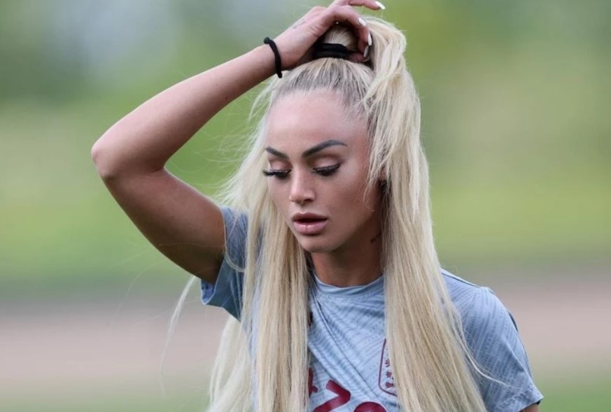 Alisha Lehmann - 'nữ thần bóng đá' yêu cả nam lẫn nữ