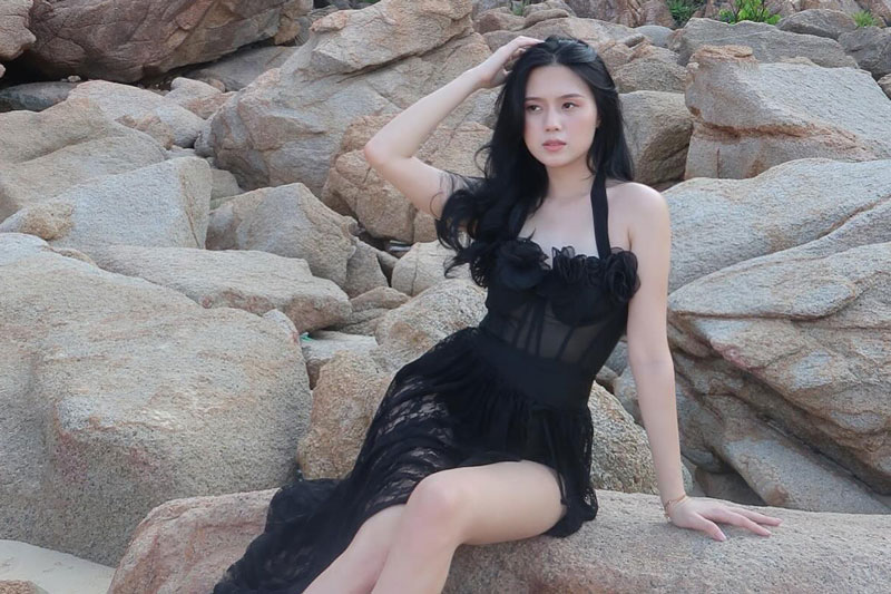 Tận mục vẻ đẹp nàng WAG quyến rũ bậc nhất ĐT Việt Nam