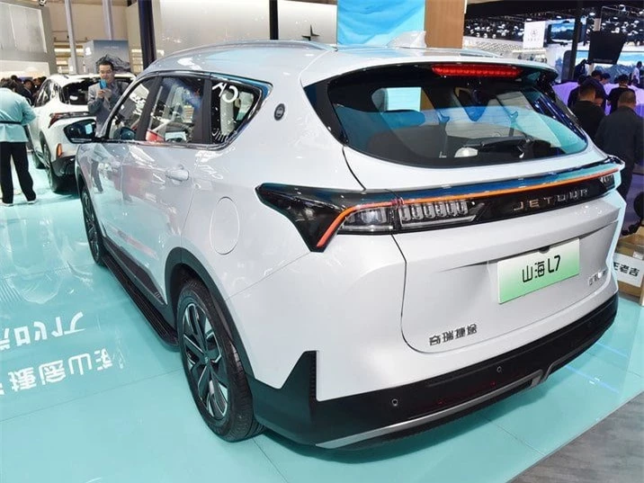 Hãng xe chuẩn bị vào Việt Nam sắp tung ra siêu phẩm SUV cỡ trung chỉ 'ăn' xăng 1,38 lít/100km, thách thức Mazda CX-5- Ảnh 3.