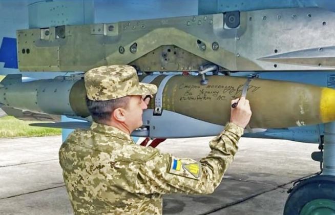 Mỹ chi 23 triệu USD mua đầu dò cho bom JDAM-ER đấu tác chiến điện tử