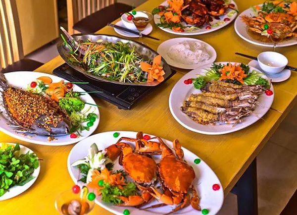 Công nghiệp thực phẩm, dịch vụ ăn uống dự kiến đạt 655.000 tỷ đồng vào 2024