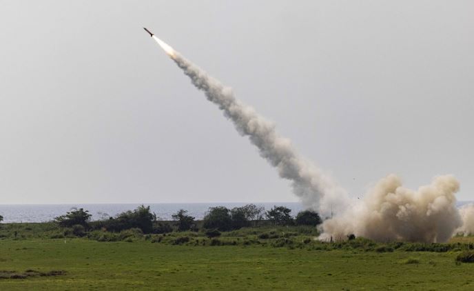 Các hệ thống phòng không chứng minh hiệu quả, mở màn chạy đua vũ trang