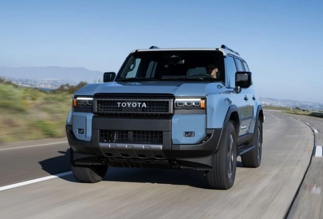 Toyota Land Cruiser 2024 &#x111;&#x1ED9;i gi&#xE1; kh&#xF4;ng t&#x1B0;&#x1EDF;ng, c&#xF3; ti&#x1EC1;n c&#x169;ng kh&#xF3; mua
