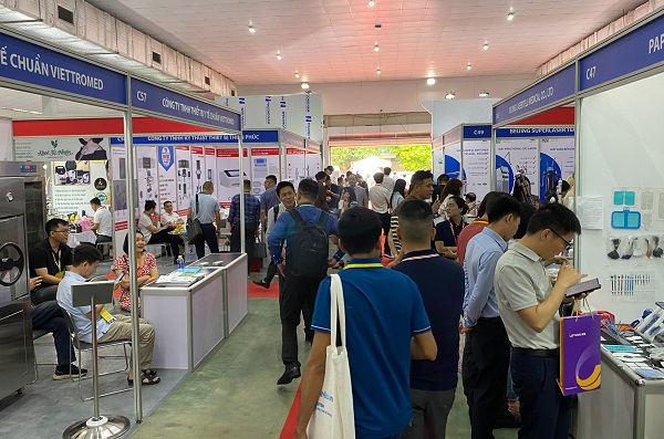 Triển lãm ngành y lớn nhất Việt Nam thu hút hơn 550 gian hàng từ nhiều quốc gia