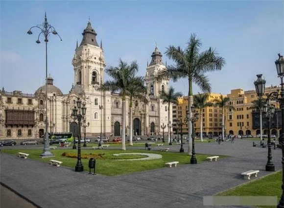 thủ đô Lima của Peru, thanh phố không mưa, chuyện lạ, Lima