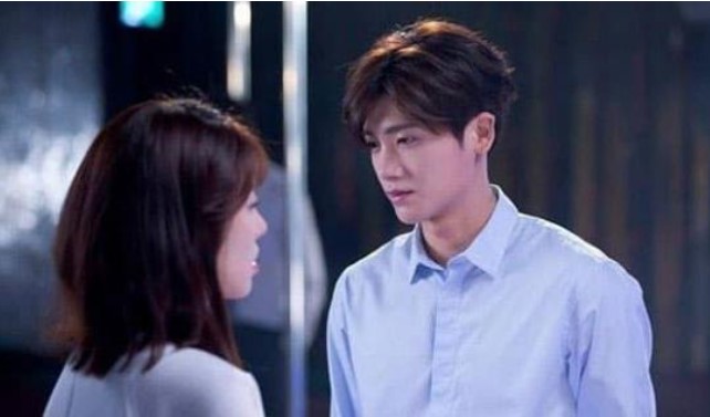 Tôi trả 7 triệu để thuê bảo mẫu về nhà nấu ăn nhưng tình cờ nghe cô ấy nói chuyện với chồng, tôi tức giận đâm đơn ly hôn