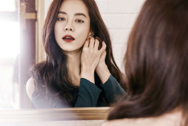 Thỉnh thoảng mẹ chồng lại mua quần áo cho tôi nhưng tôi chỉ muốn giấu những bộ đồ đó vào đáy tủ, vĩnh viễn không nhìn thấy