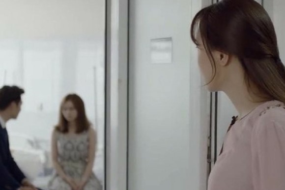 Bỏ mặc vợ con chịu nóng, chồng mua điều hòa mới lắp cho nhân tình, chị vợ hào phóng trích thêm một khoản lớn đưa cho ông xã và cái kết thật bất ngờ