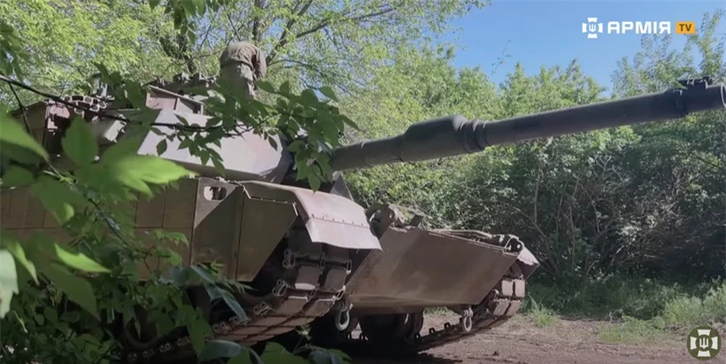 Xe tăng M1A1 SA Abrams được binh sĩ Ukraine dành cho những đánh giá tích cực.