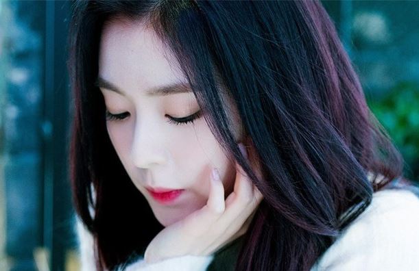 Sáng nào mẹ chồng cũng đứng ở cửa gọi con dâu như hò đò, em bực bội hỏi thì bà dửng dưng trả lời: “Làm gì có con dâu nhà ai ngủ đến trưa trật”