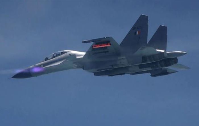 L&#xFD; do M&#x1EF9; mua l&#x1B0;&#x1EE3;ng l&#x1EDB;n m&#xE1;y bay c&#x169; th&#x1EDD;i Li&#xEA;n X&#xF4; t&#x1EEB; Kazakhstan