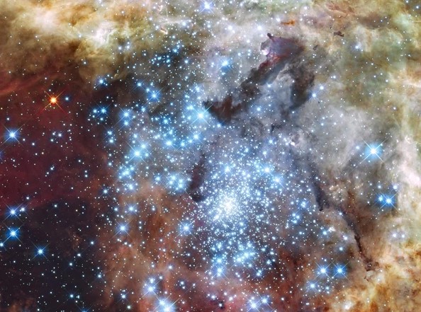 "Đứa cháu" 13 tỉ tuổi của Vụ nổ Big Bang lao về phía Trái Đất