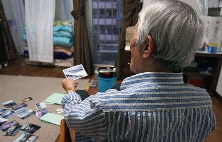 Bố tôi 65 tuổi lương hưu 21 triệu nhưng nằng nặc đòi vào viện dưỡng lão sống dù các con van nài: Vào thăm bố tôi mới hiểu lý do