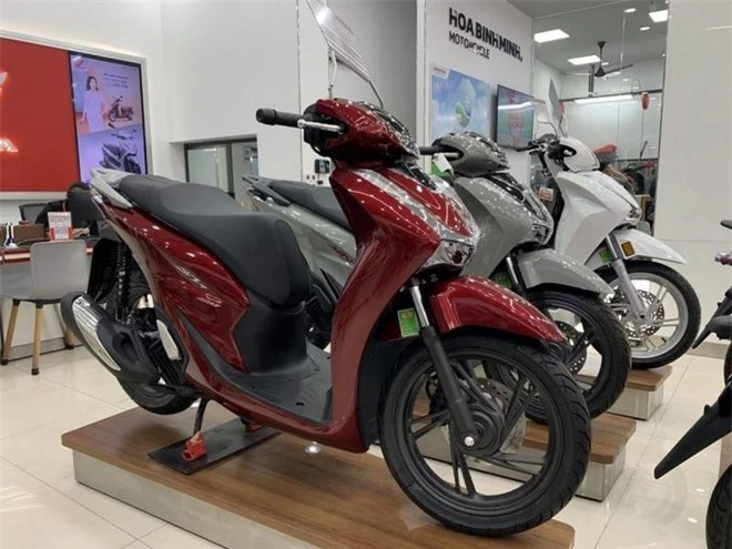 Loạt xe máy giảm giá trong tháng 5/2024: Honda Vision chỉ còn 30 triệu đồng, SH, Winner X, Yamaha Janus… cùng dưới mức đề xuất - Ảnh 3.