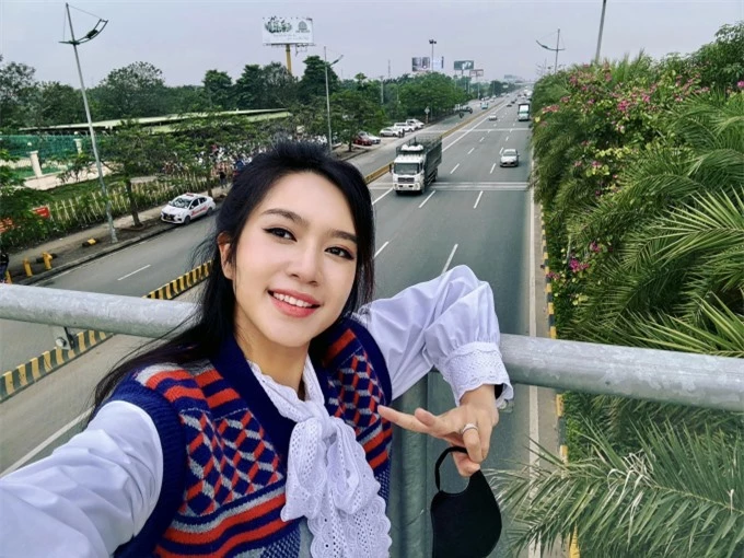 Tuổi U40 của người đẹp gốc Hà Nội khiến nhiều người ngưỡng mộ