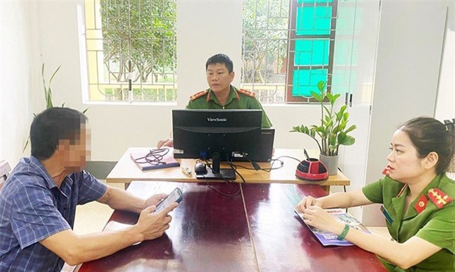 Ngăn chặn hàng loạt vụ giả danh 'con gái' lừa chuyển tiền ảnh 1