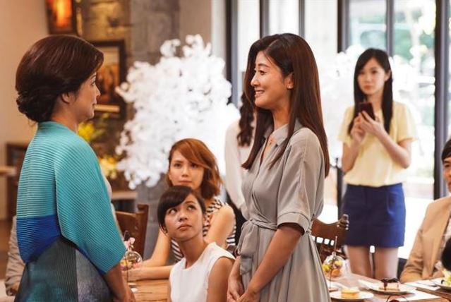 Ấm ức vì mẹ chồng mời tình cũ của con trai tới nhà ăn cơm, nàng dâu định bỏ về ngoại nhưng lúc sau cô lại "tâm phục" cách xử lý của bà