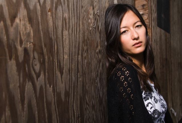 Bố chồng lấy 3 cuốn sổ tiết kiệm trị giá 1,5 tỷ chia đều cho các con nhưng sự việc sau đó khiến mẹ chồng tôi phải buông ra những câu nói đau điếng