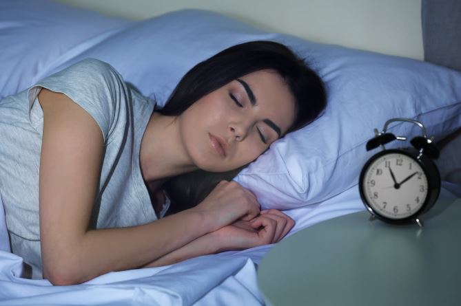 Bí kíp chìm vào giấc ngủ nhanh dành cho người trằn trọc khó vào giấc