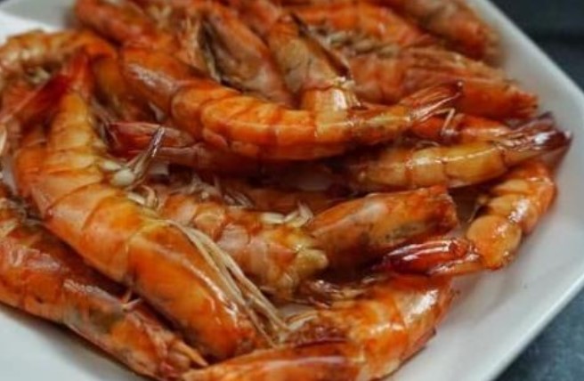 Tôm nướng siêu ngon, thịt tươi, ngọt và thơm! Cách làm siêu đơn giản, ai mới vào bếp cũng có thể làm được